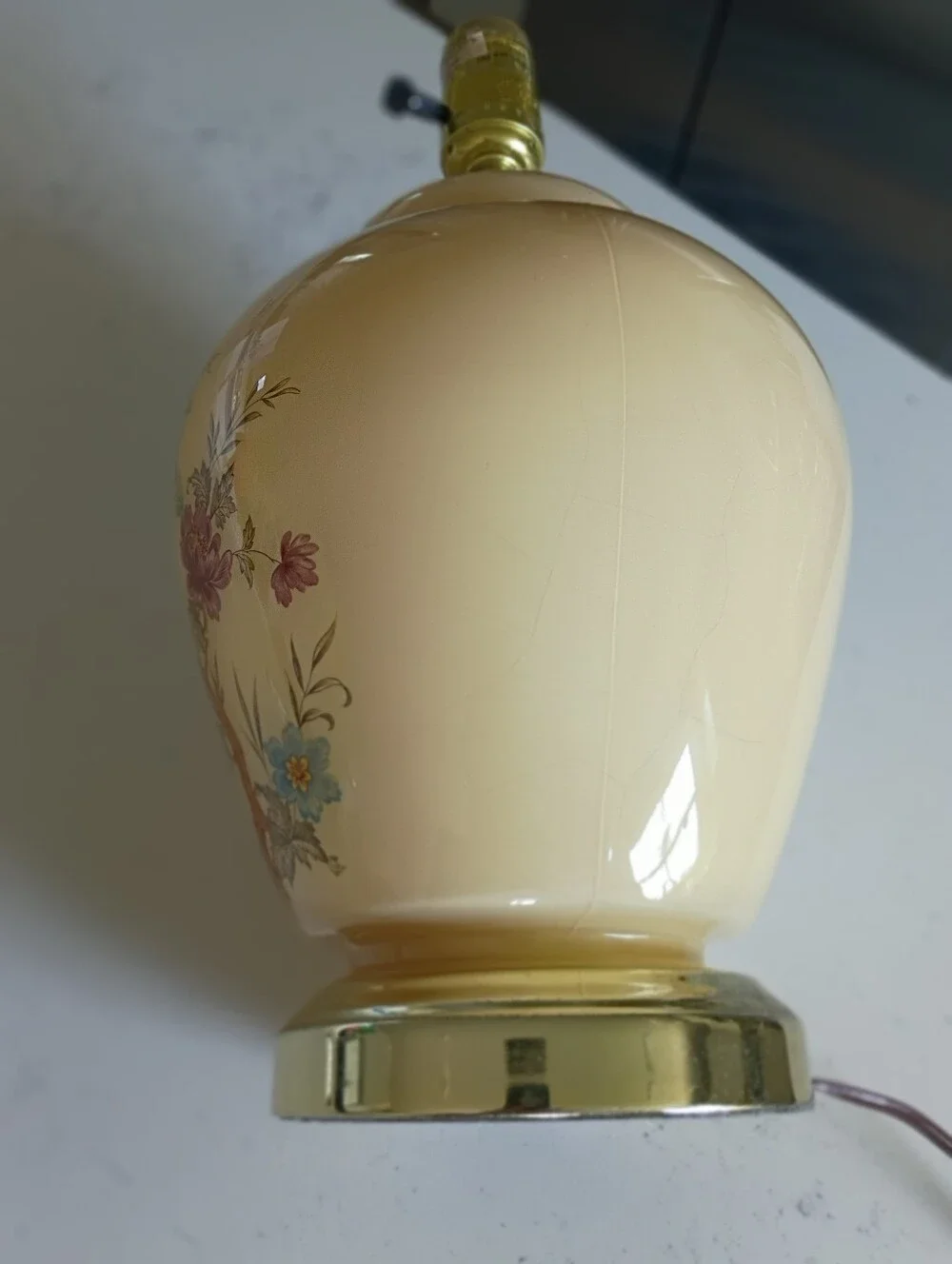 Vintage Floral Ginger Jar Table Lamp.